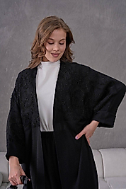 Taş Detaylı Yarım Çiçek Siyah Keten Kimono