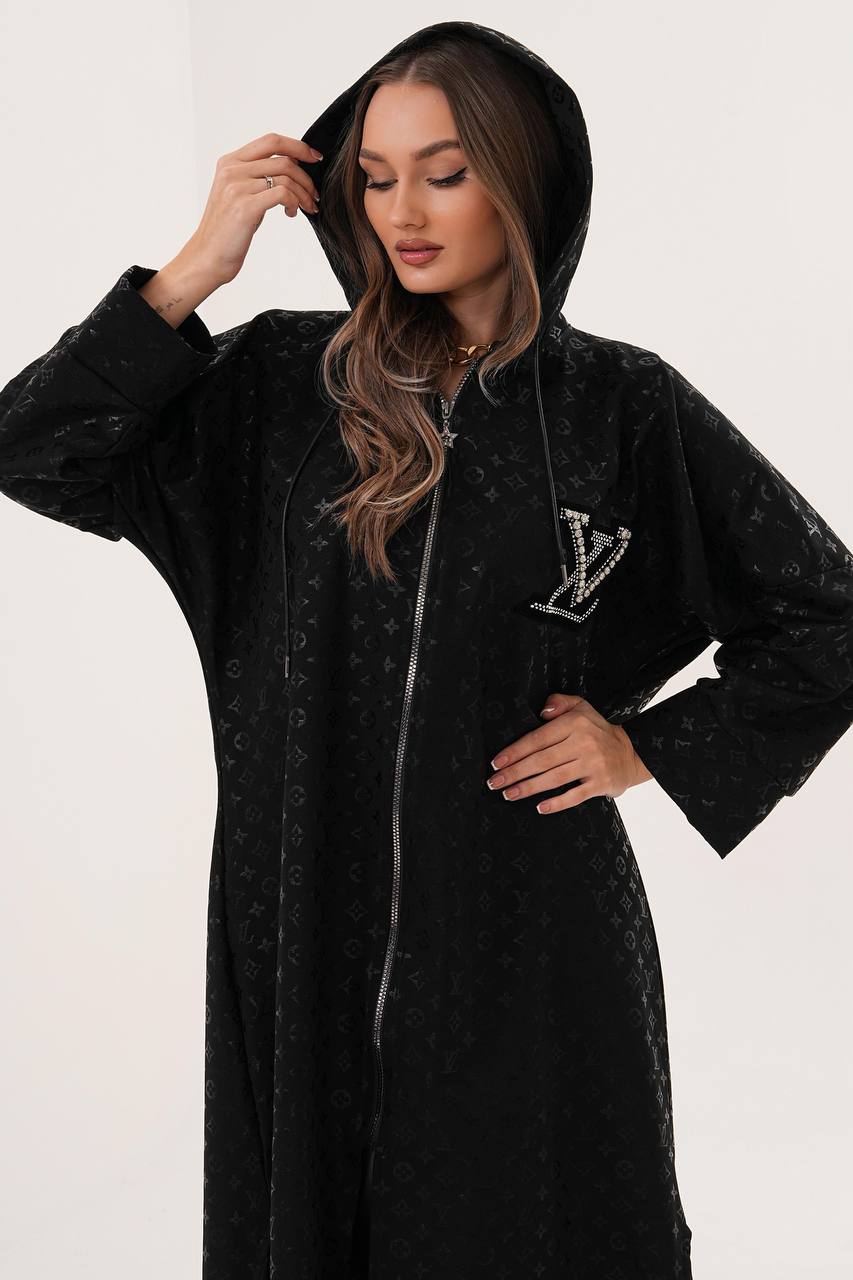 Taş Aplikeli Kapüşonlu Uzun Siyah Trenç Elbise
