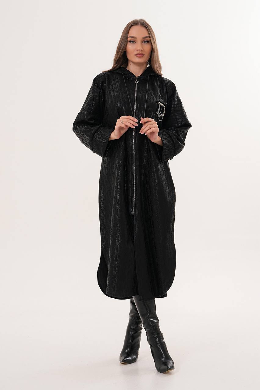 Taş Aplikeli Kapüşonlu Uzun Siyah Trenç Elbise