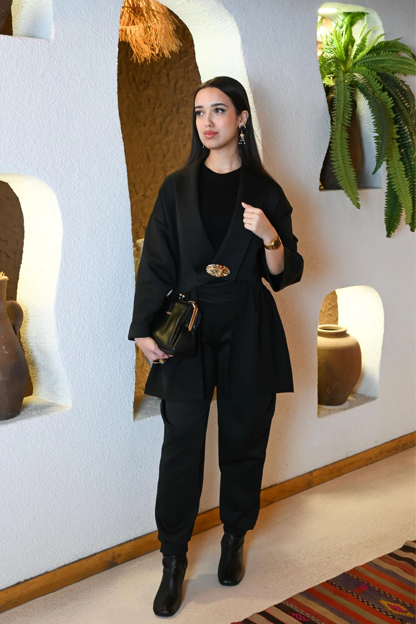 Gold Aksesuar Detaylı Blazer Ceket & Pantolon Takım